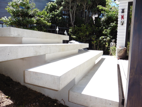 Kio Cres construction detail